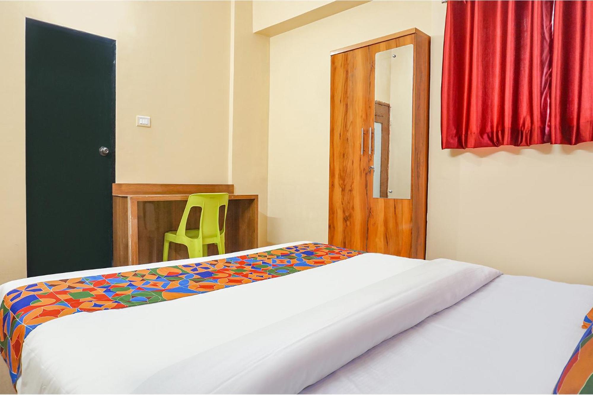 Fabhotel Falcon Inn -Behind The Dmart Baner Pune Exterior photo