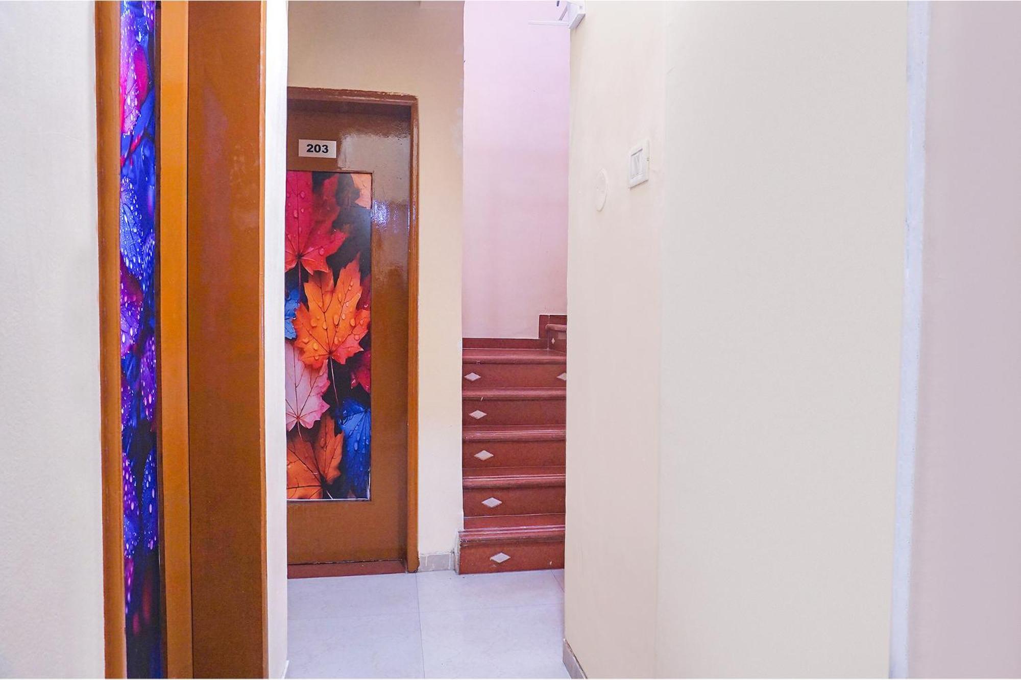 Fabhotel Falcon Inn -Behind The Dmart Baner Pune Exterior photo